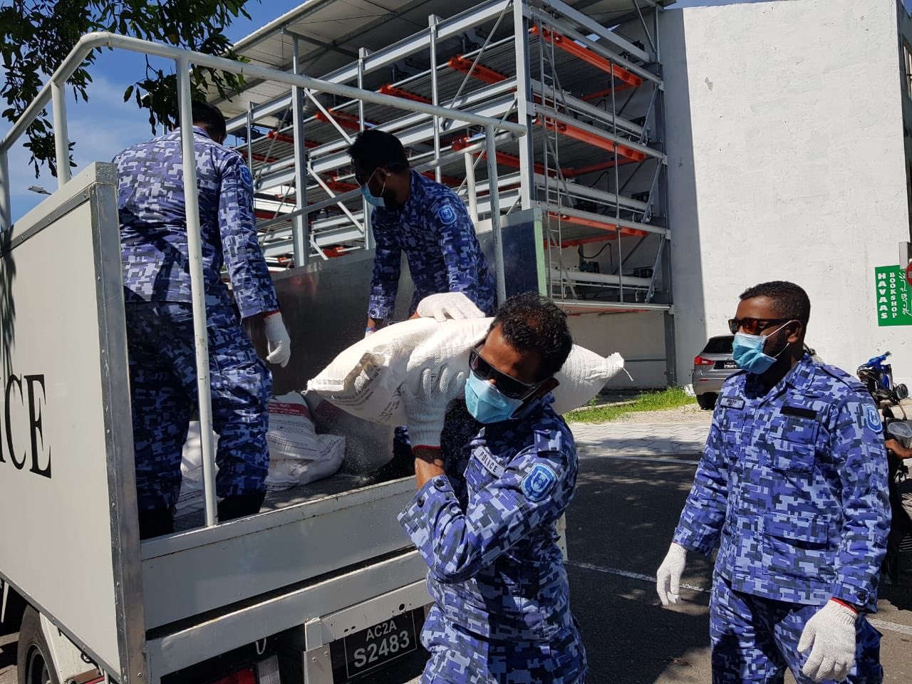 ފުލުހުން ކޮވިޑް-19